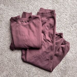 Abercrombie & Fitch YPB Neoknit crew sweatshirt & jogger set in brown Size L